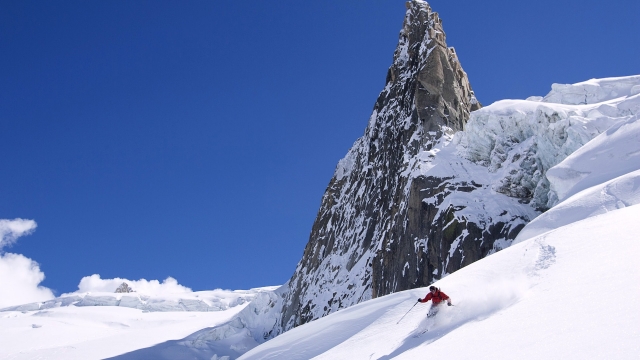 米乐M6体育器材有限公司乒乓球台边线宽度为多少